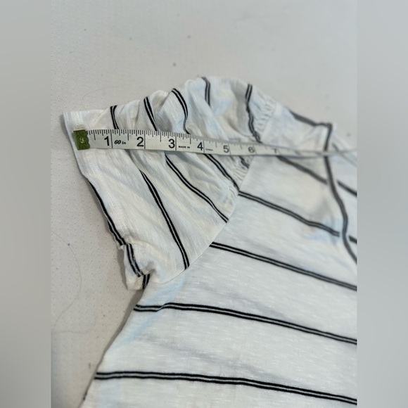 Green Envelope Womens Large White w/ Black Stripes Rushed Balloon Sleeve Tee. - Picture 5 of 9